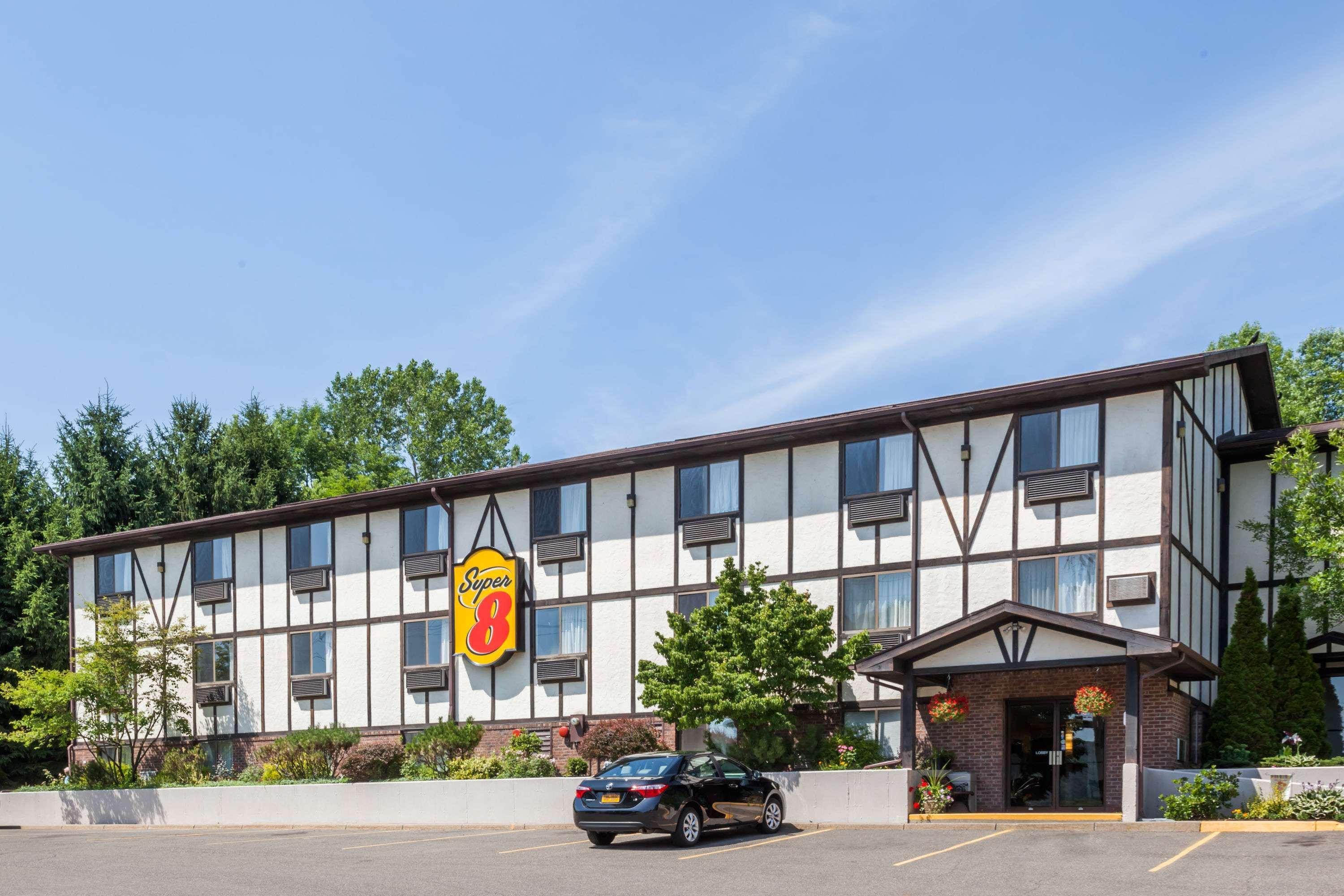 Hotel Super 8 By Wyndham Norwich Exteriér fotografie